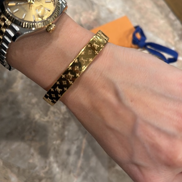 Louis Vuitton nanogram cuff - Picture 4 of 5